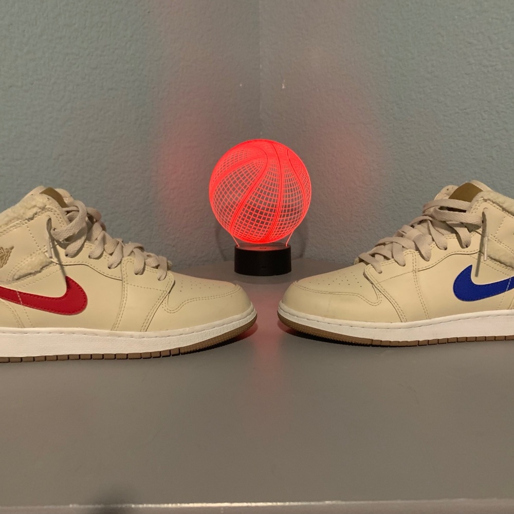 Boys Jordan 1s